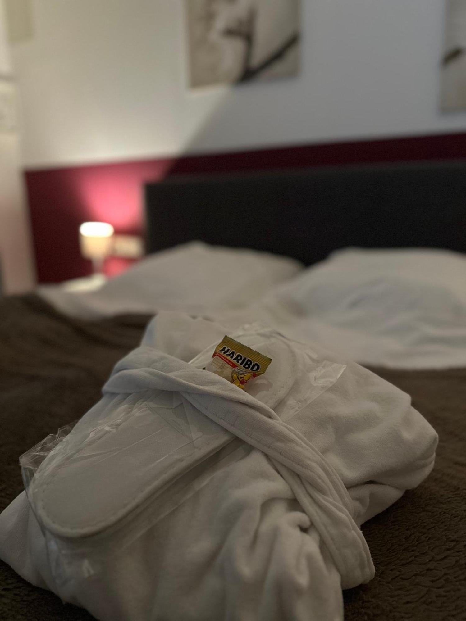 Ferienwohnung Schlossblick - 4 Sterne Sauna Pool Whirlpool Exklusiv ブラウンフェルス エクステリア 写真