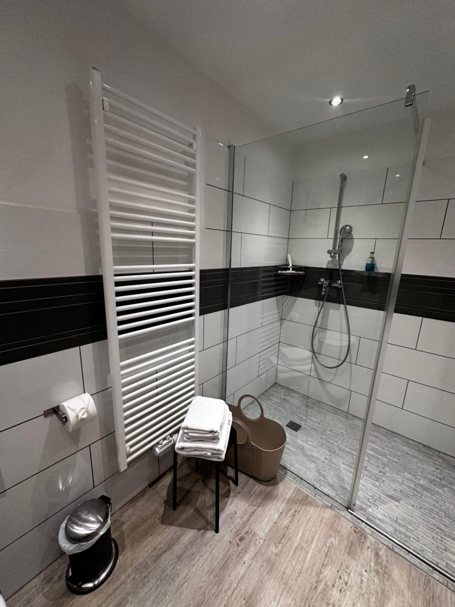 Ferienwohnung Schlossblick - 4 Sterne Sauna Pool Whirlpool Exklusiv ブラウンフェルス エクステリア 写真